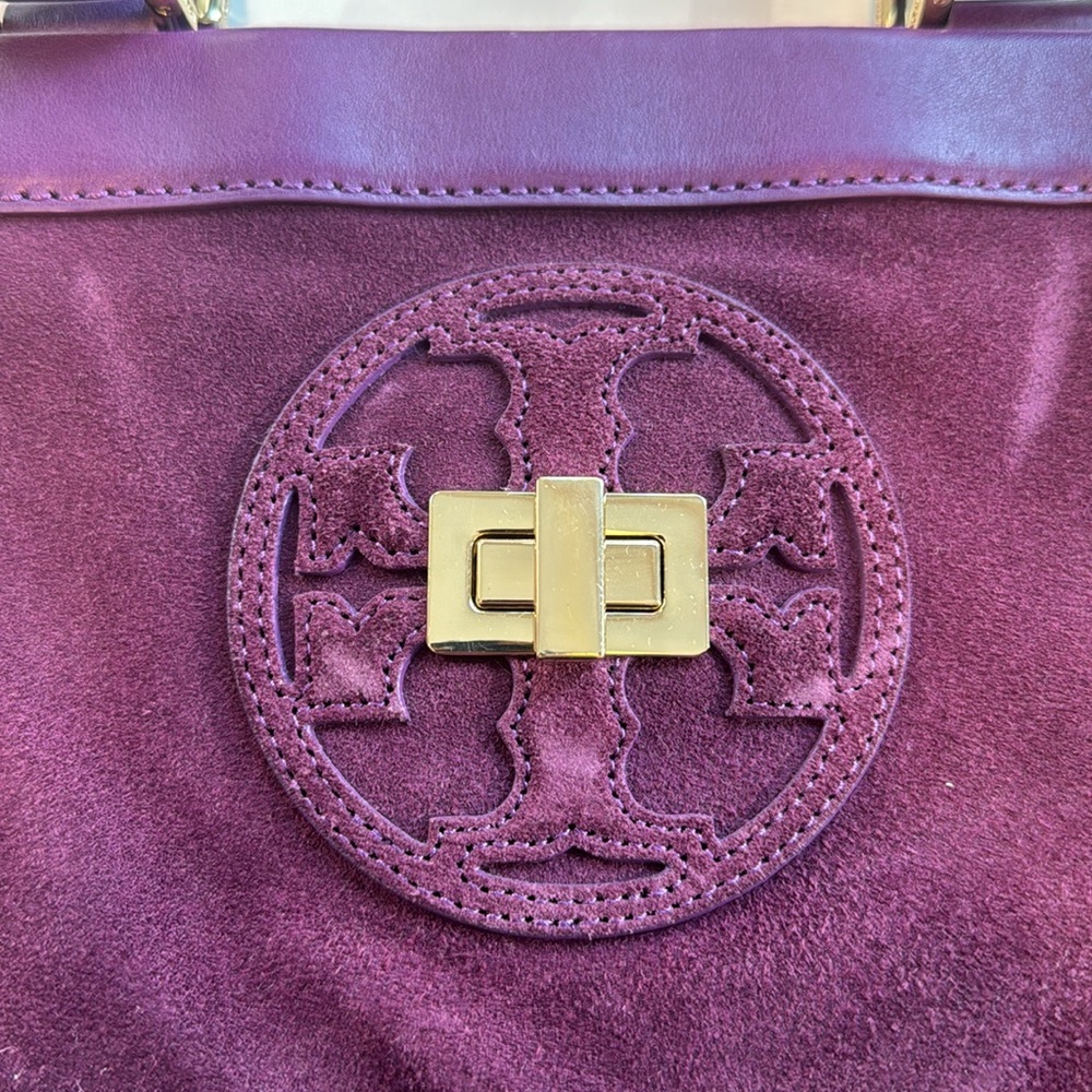 Tory Burch purple suede leather purse crossbody tote bag with gold hardware - Picture 3 of 10